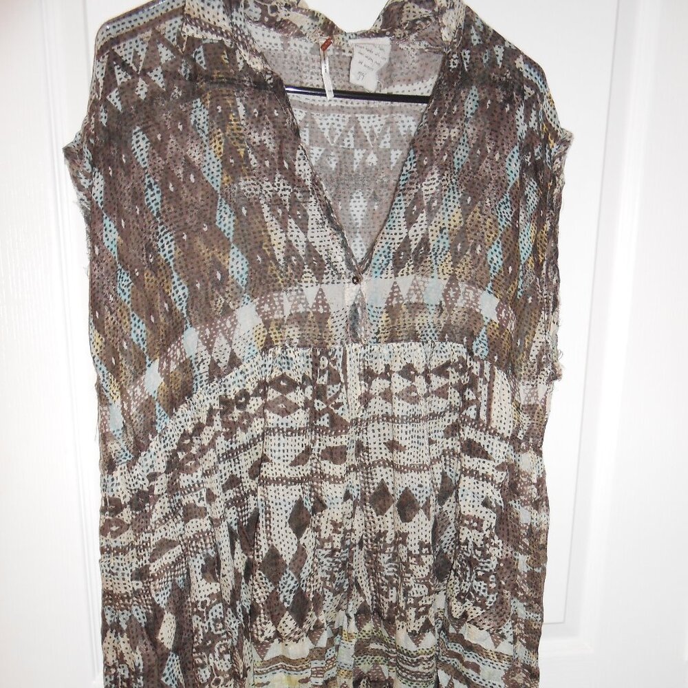 FREE PEOPLE One Collared Raw Edges Hi/Lo Boho Large Tribal Print Sheer Dress